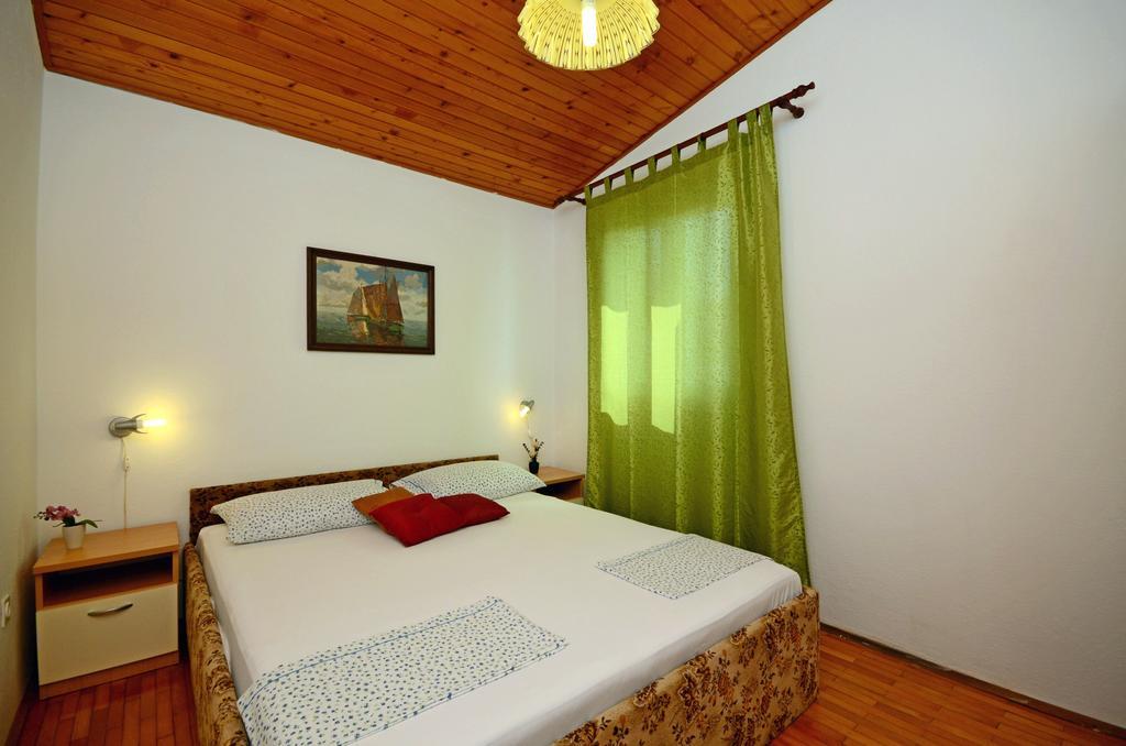Apartments Katica Trogir Exterior foto